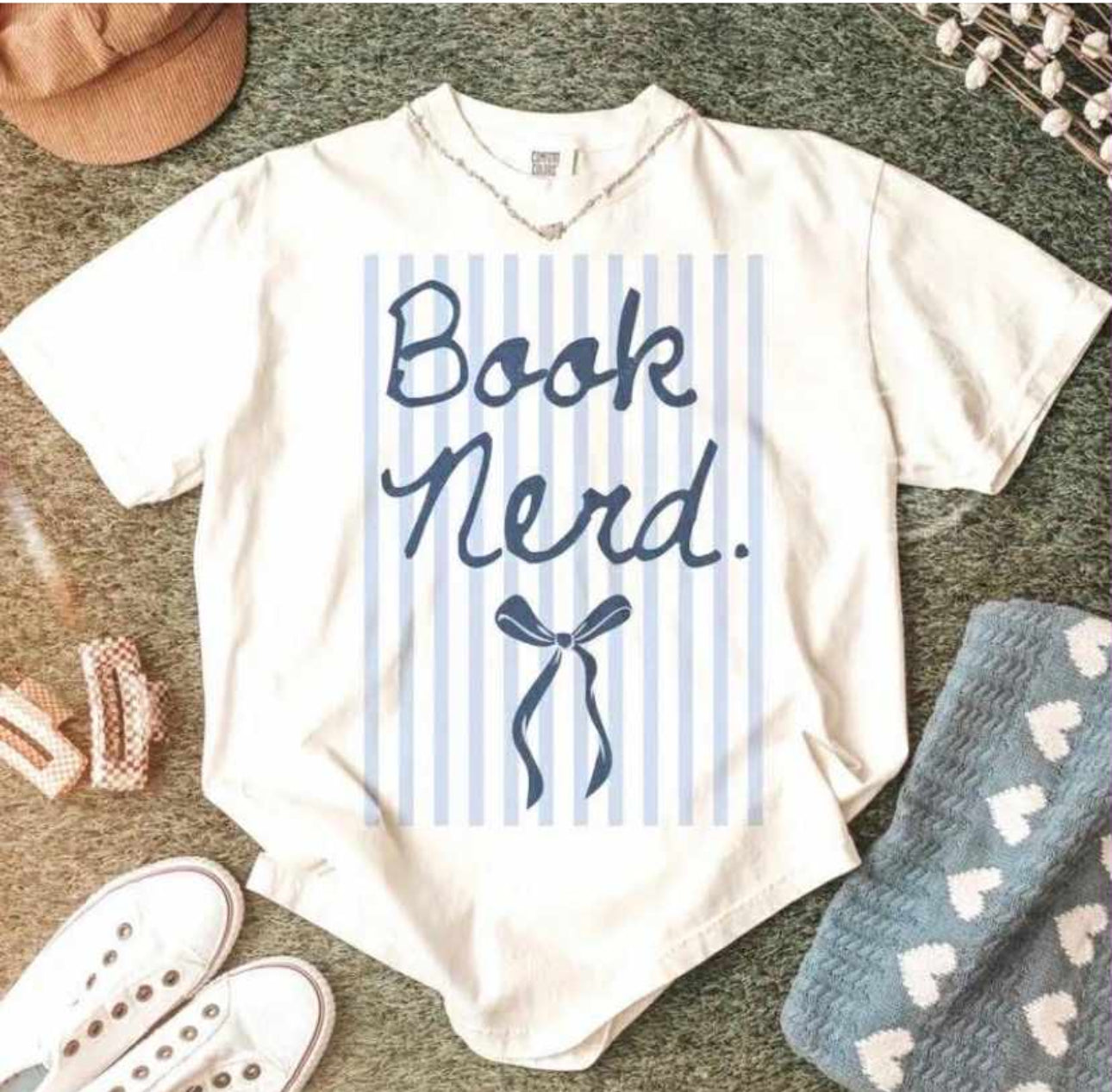 Book Nerd Bow Short Sleeve/Comfort Color 1717