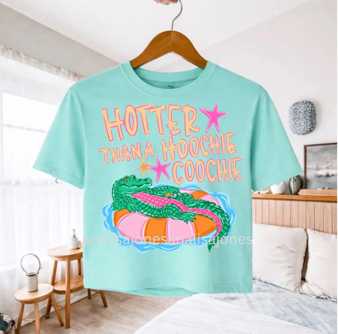 Hoochie Coochie Short Sleeve/Comfort Color/3023 CROP