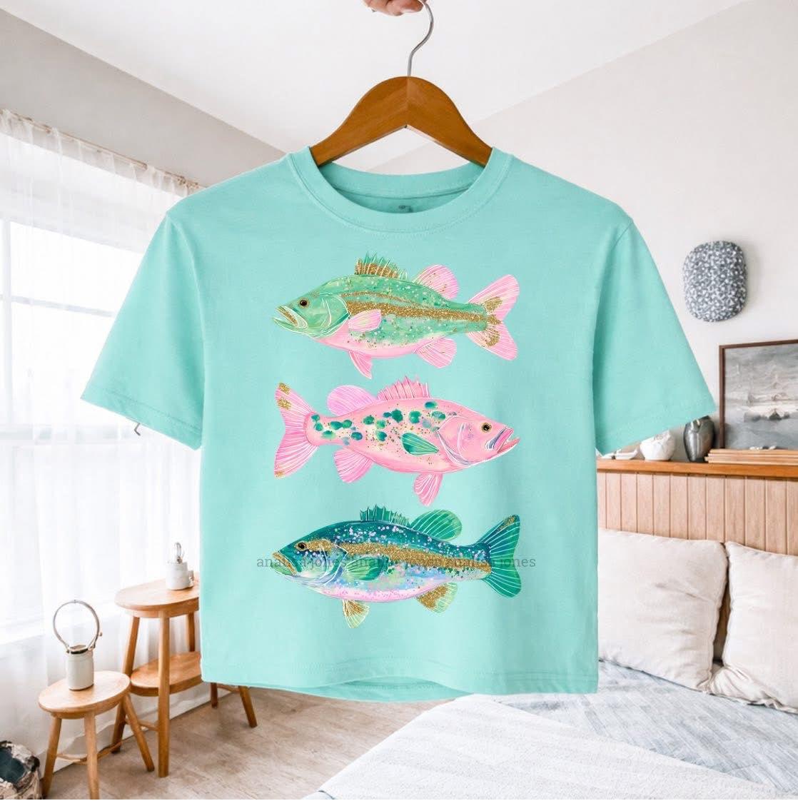 Three Glitter Fish Short Sleeve/Comfort Color 3023CL CROP