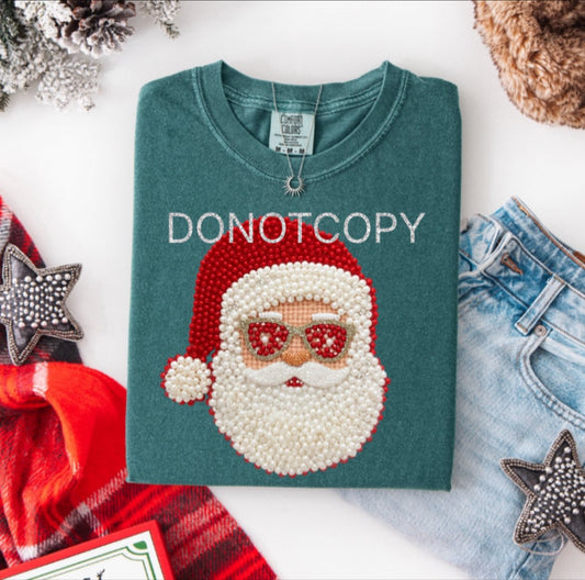 Santa in Pearls Short Sleeve/Comfort Color/1717